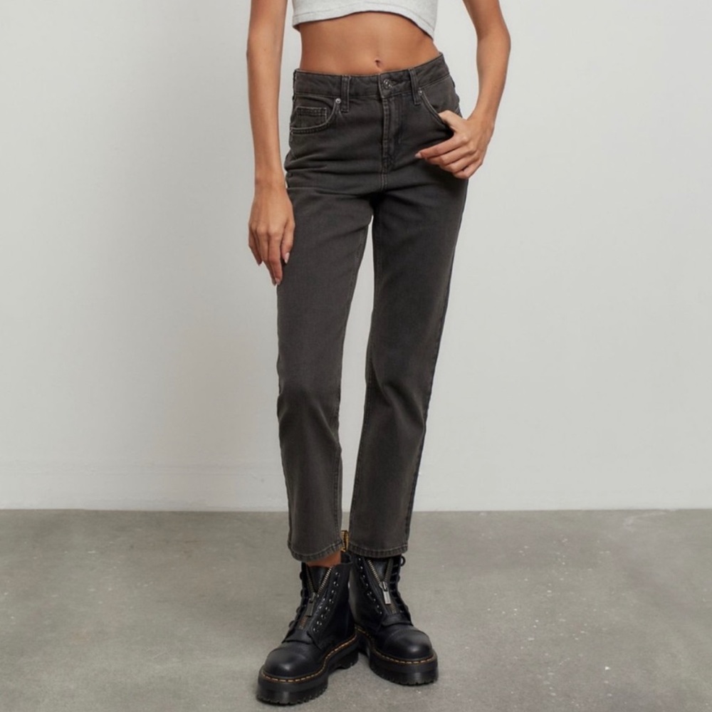 BDG Urban Outfitters Straight Kick jeans charcoal grey washed black 26 27